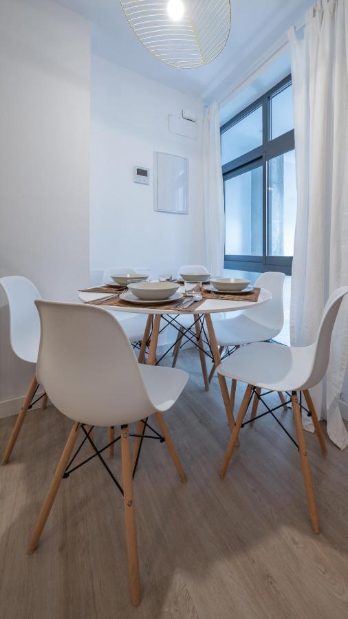 Suite Homes Parras Duplex มาลากา ภายนอก รูปภาพ